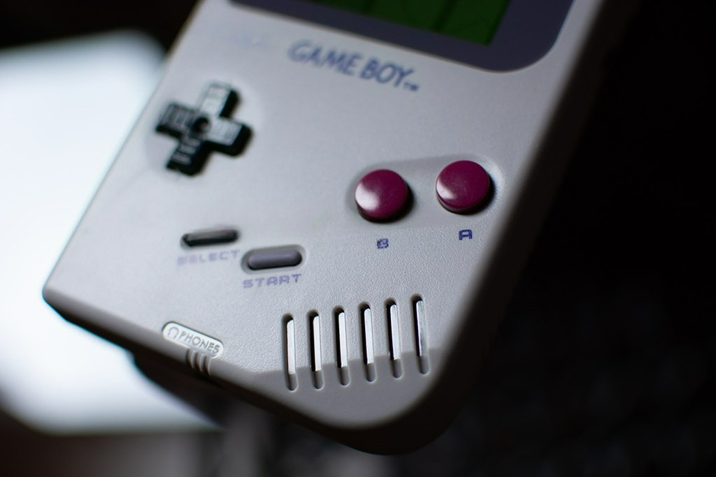 เครื่องเกมบอย DMG-01 รุ่นดั้งเ - Retro Handheld Console บทวิจารณ์และราคา